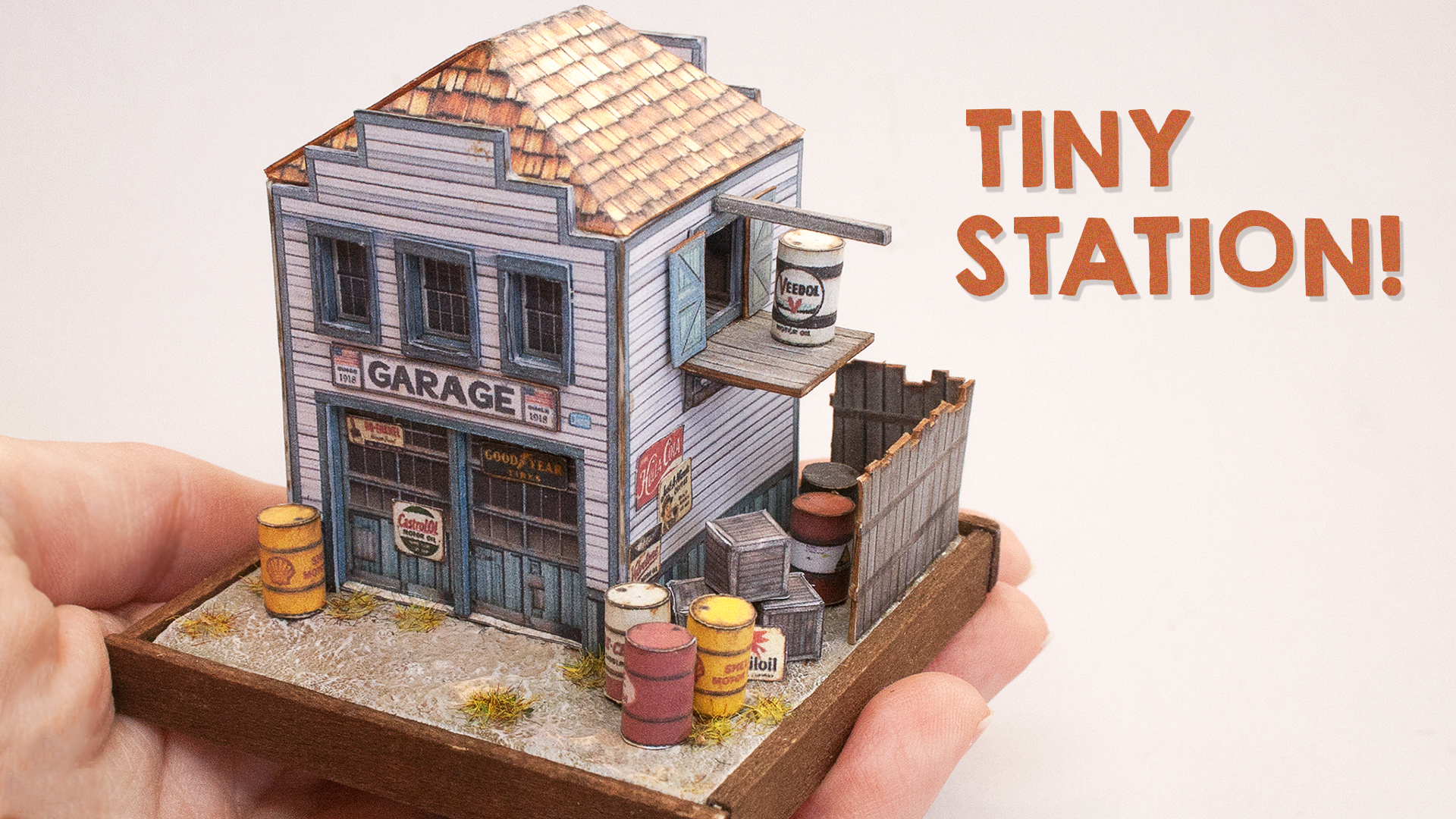 Tiny Garage Workshop Diorama